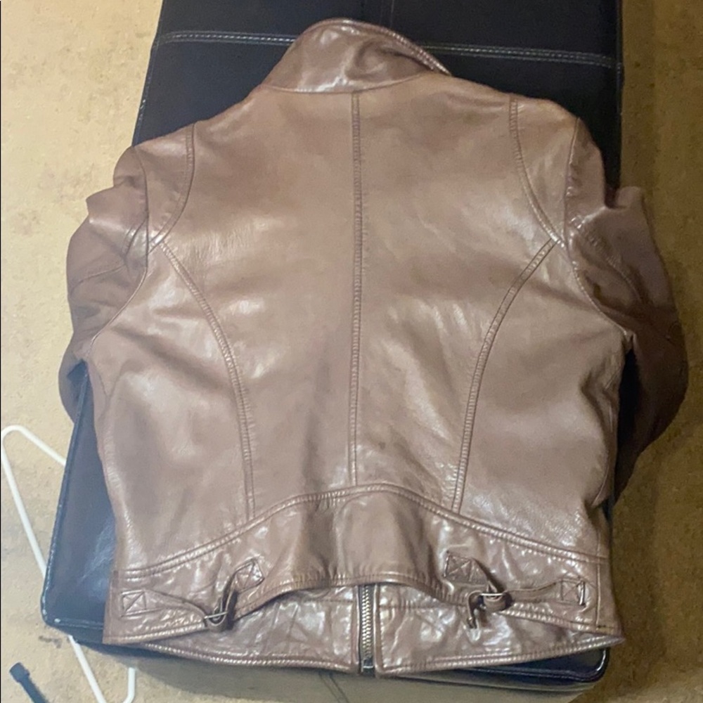 H&M - Picture 6 of 7